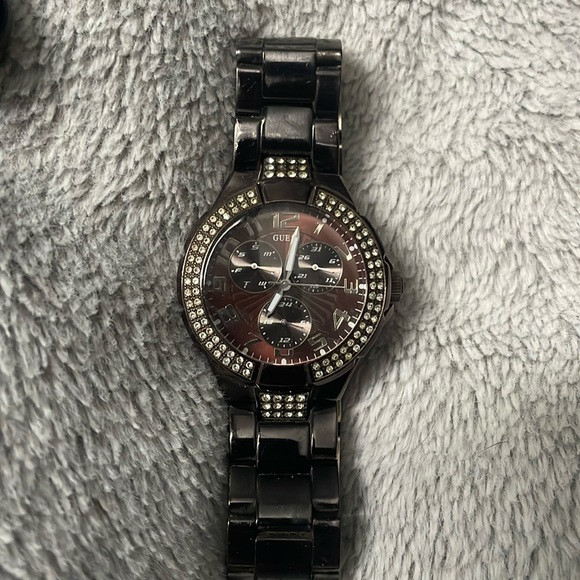 Guess watch - Picture 1 of 3
